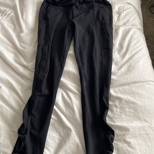 Lulu lemon yoga pants